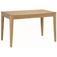 AM Dunmore Oak Dining Table
